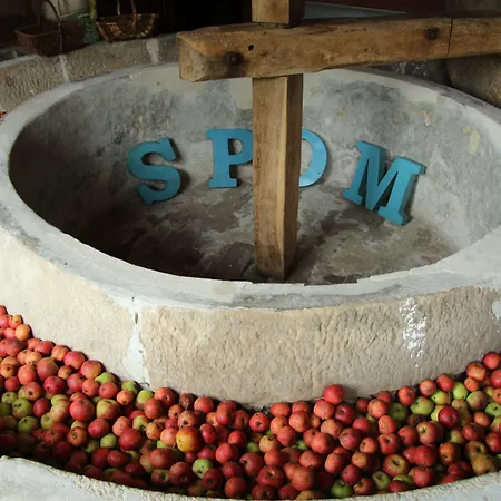 Le Pommenial De La Herissonniere Alojamento de Acomodação e Pequeno-almoço