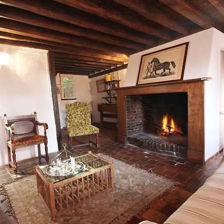 Le Pommenial De La Hérissonnière Bed & Breakfast 3*