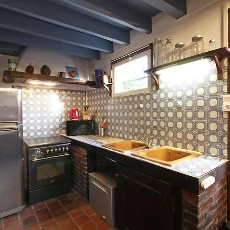 Le Pommenial De La Hérissonnière Bed & Breakfast 3*