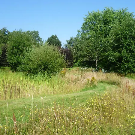 Alojamento de Acomodação e Pequeno-almoço Le Pommenial De La Herissonniere 3*
