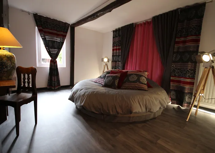 Le Pommenial De La Herissonniere 住宿加早餐酒店 3*