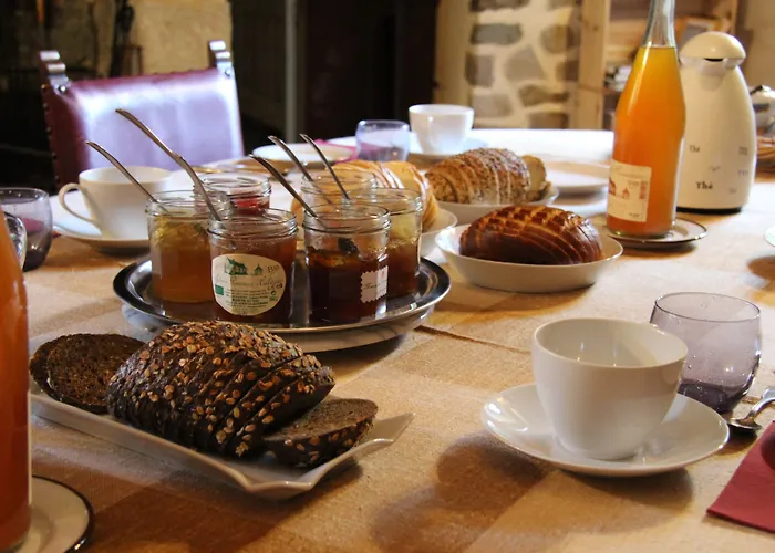 Le Pommenial De La Herissonniere 住宿加早餐酒店 Saint-Aubin-de-Bonneval