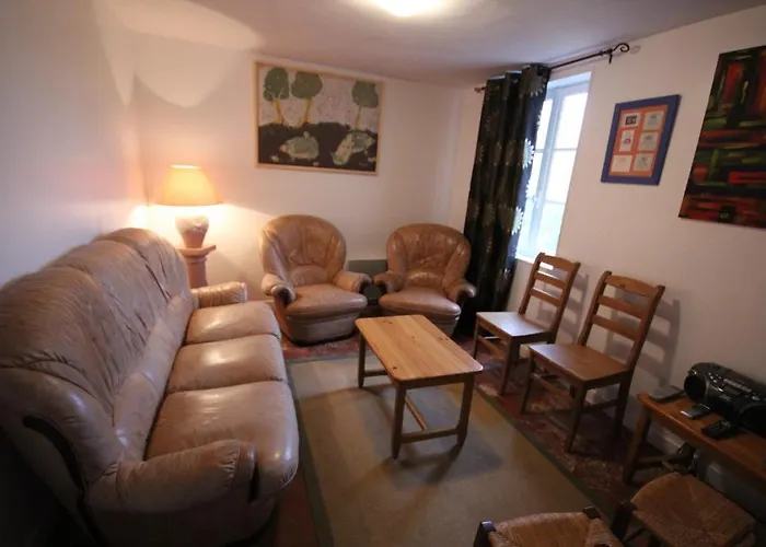 Le Pommenial De La Herissonniere 3*