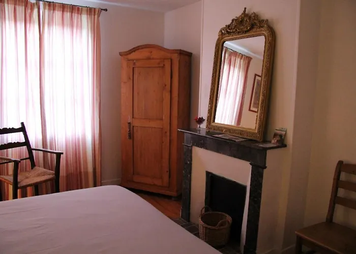 Le Pommenial De La Herissonniere 住宿加早餐酒店